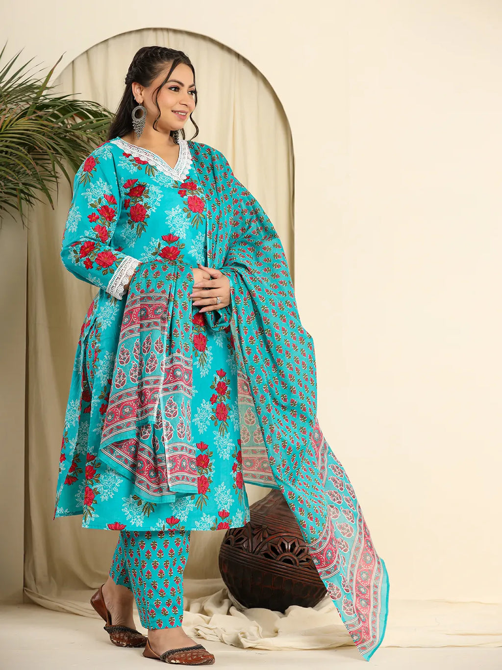 Yufta Pure Cotton Blue Kurta Dupatta Pant Set With Handwork | Grocsy