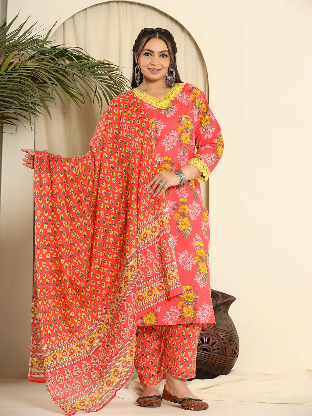 Yufta Pure Cotton Pink Kurta Dupatta Pant Set With Handwork | Grocsy