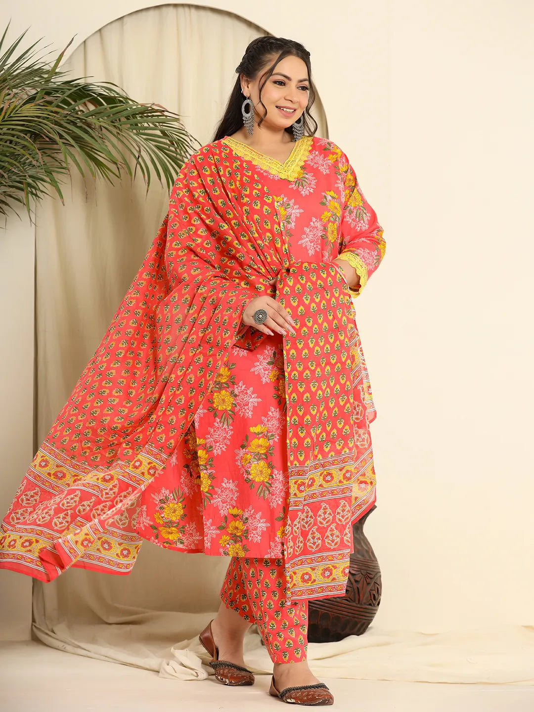 Yufta Pure Cotton Pink Kurta Dupatta Pant Set With Handwork | Grocsy