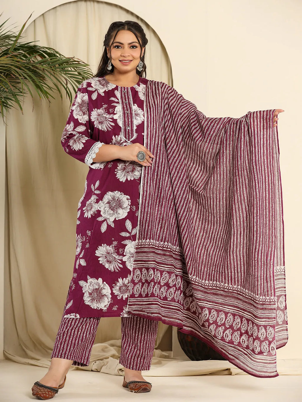 Yufta Purple Pure Cotton Kurta Dupatta Pant Set With Handwork | Grocsy