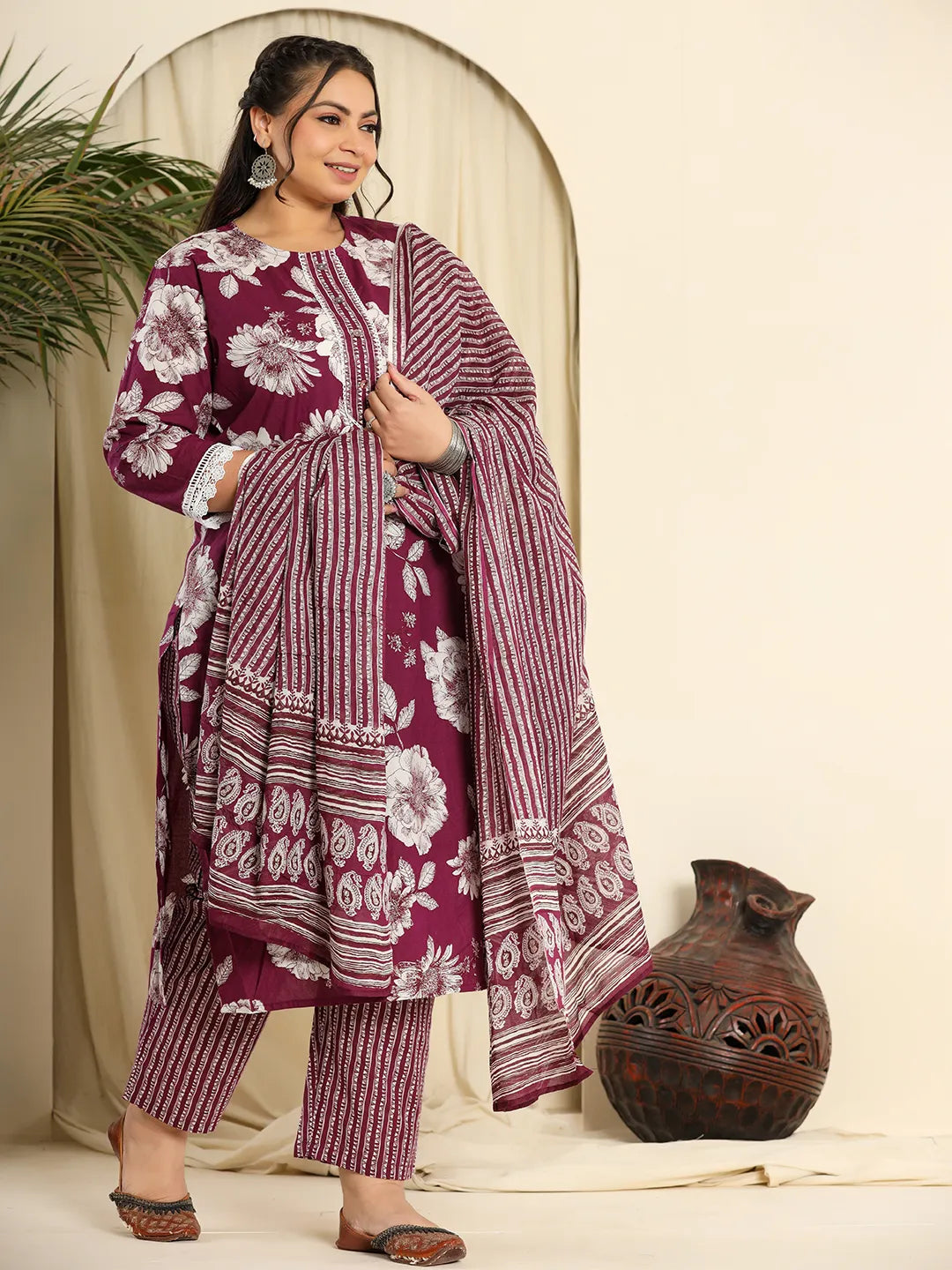 Yufta Purple Pure Cotton Kurta Dupatta Pant Set With Handwork | Grocsy
