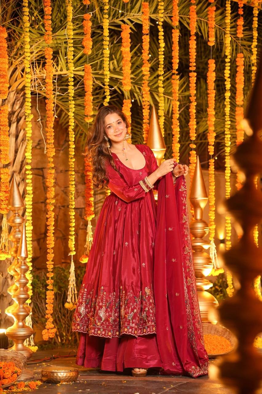 Yash Enterprise Red Silk Party Wear Embroidery Anarkali Suit Set | Grocsy