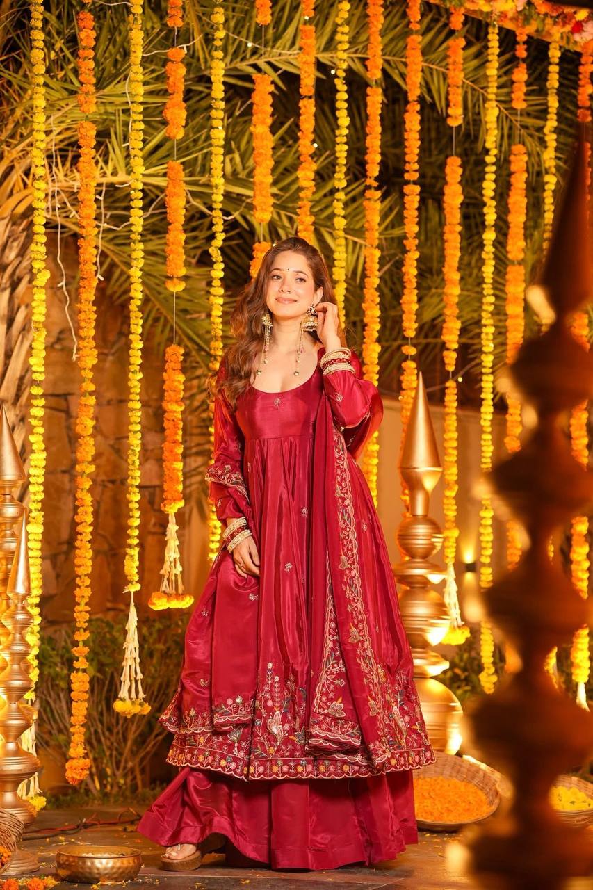 Yash Enterprise Red Silk Party Wear Embroidery Anarkali Suit Set | Grocsy