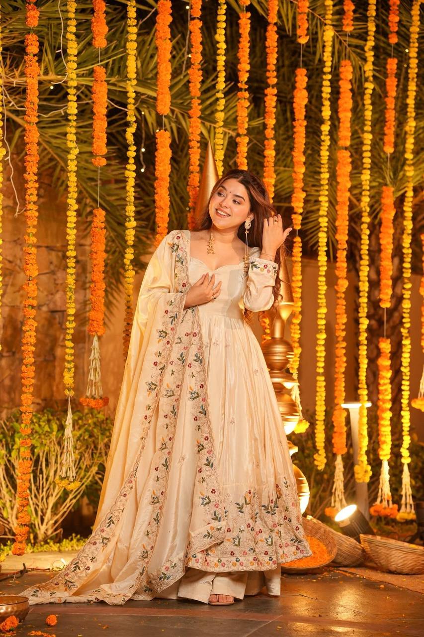 Yash Enterprise Off White Silk Party Wear Embroidery Anarkali Suit Set | Grocsy