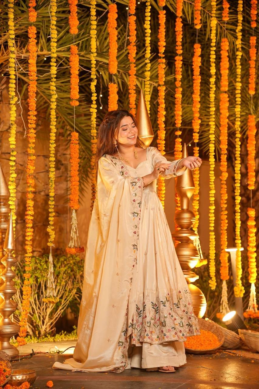 Yash Enterprise Off White Silk Party Wear Embroidery Anarkali Suit Set | Grocsy