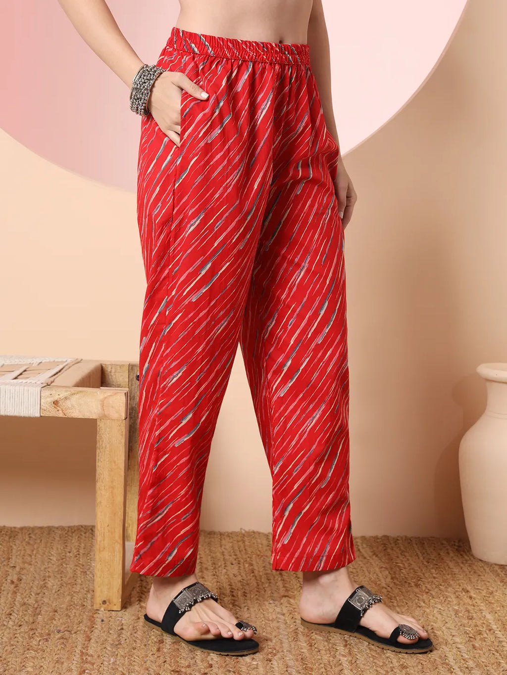 Yufta Red Pure Cotton Thread_Work Straight Kurta Dupatta Pant Set | Grocsy