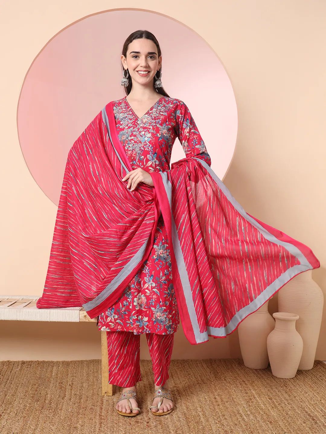 Yufta Pink Pure Cotton Thread_Work Straight Kurta Dupatta Pant Set | Grocsy