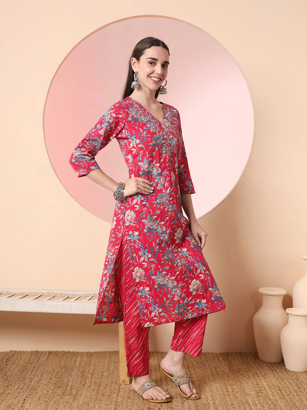 Yufta Pink Pure Cotton Thread_Work Straight Kurta Dupatta Pant Set | Grocsy
