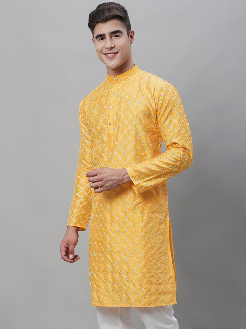 Sojanya Geometric Embroidered Thread Work Cotton Silk Kurta | Grocsy