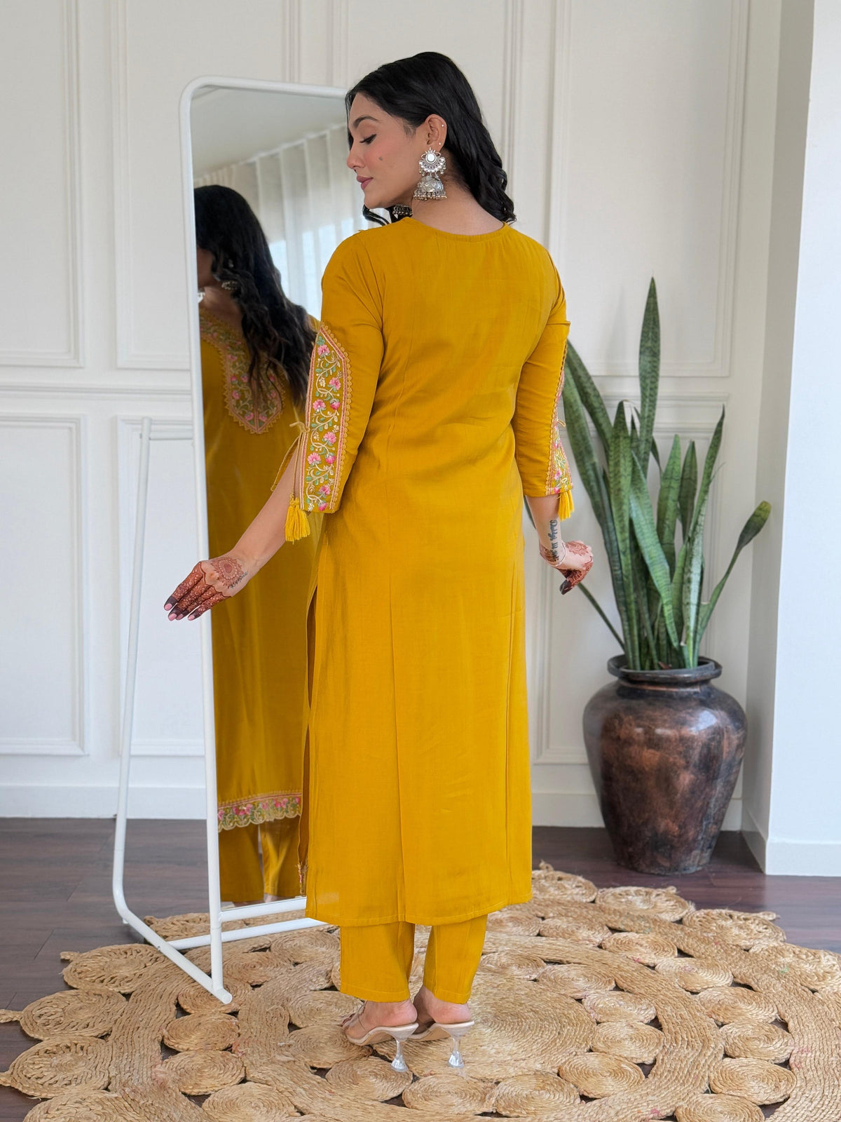 The52 Beautiful Women's Thread work Viscose Fabric Straight Kurta, Pant and Dupatta Set | Grocsy