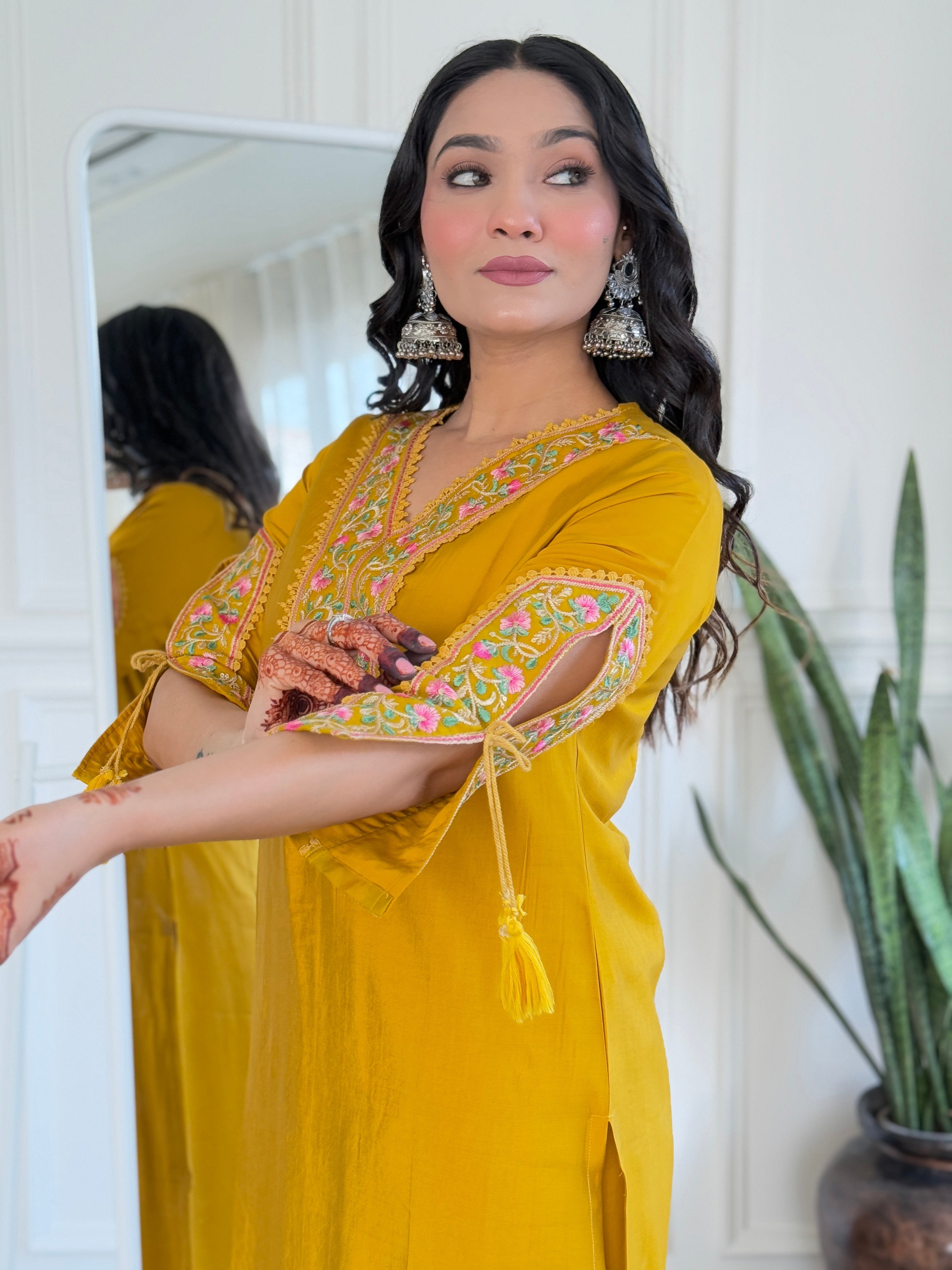 The52 Beautiful Women's Thread work Viscose Fabric Straight Kurta, Pant and Dupatta Set | Grocsy