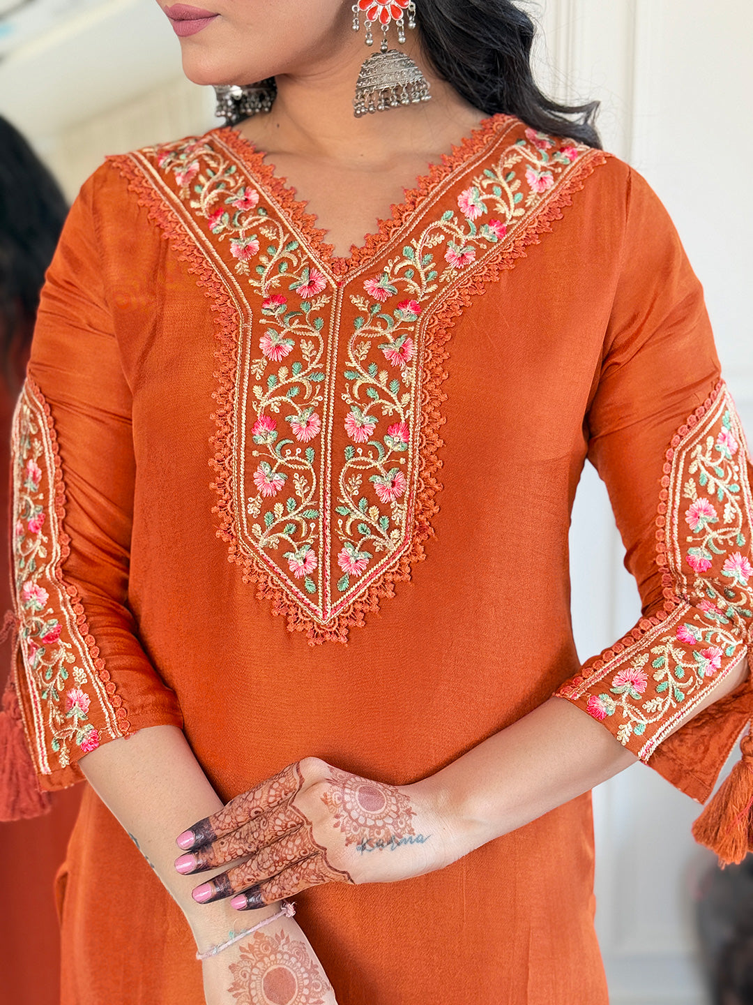 The52 Beautiful Women's Thread work Viscose Fabric Straight Kurta, Pant and Dupatta Set | Grocsy