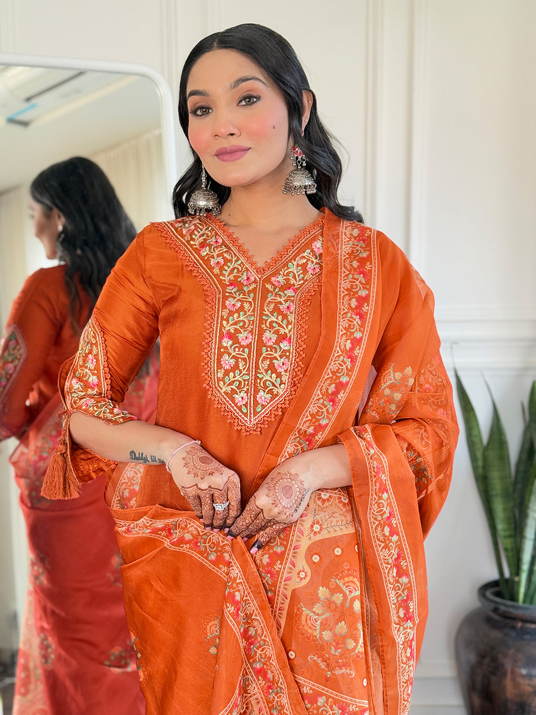 The52 Beautiful Women's Thread work Viscose Fabric Straight Kurta, Pant and Dupatta Set | Grocsy