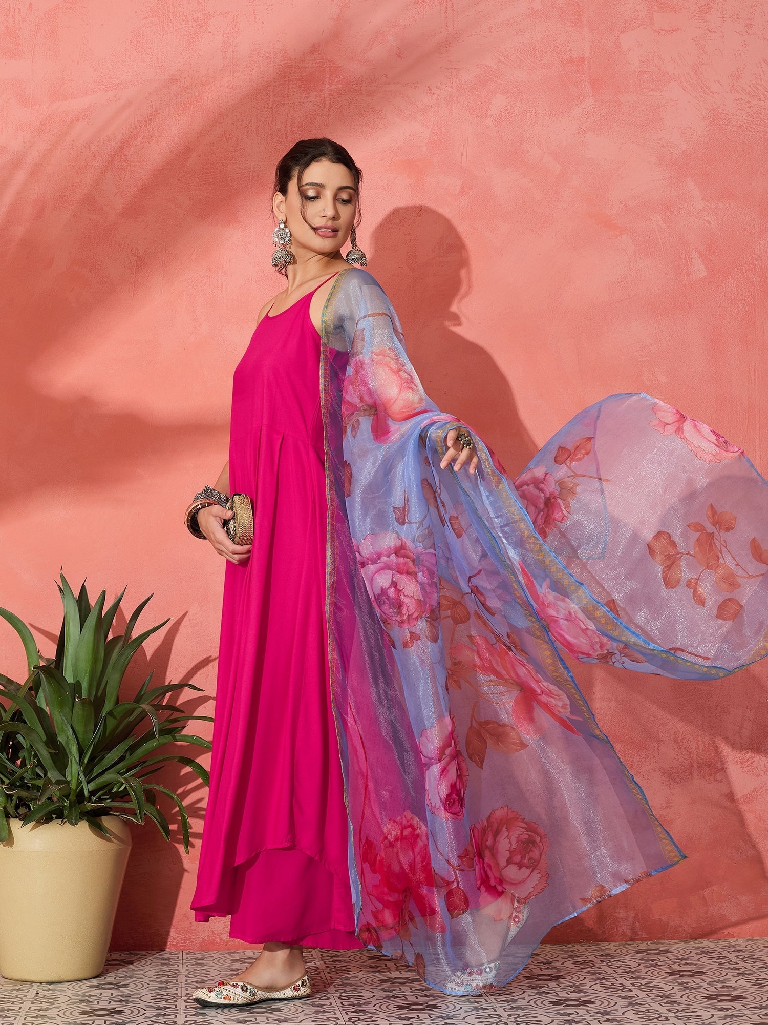 InWeave Fuchsia Strappy Set With Blue Fuchsia Organza Dupatta | Grocsy
