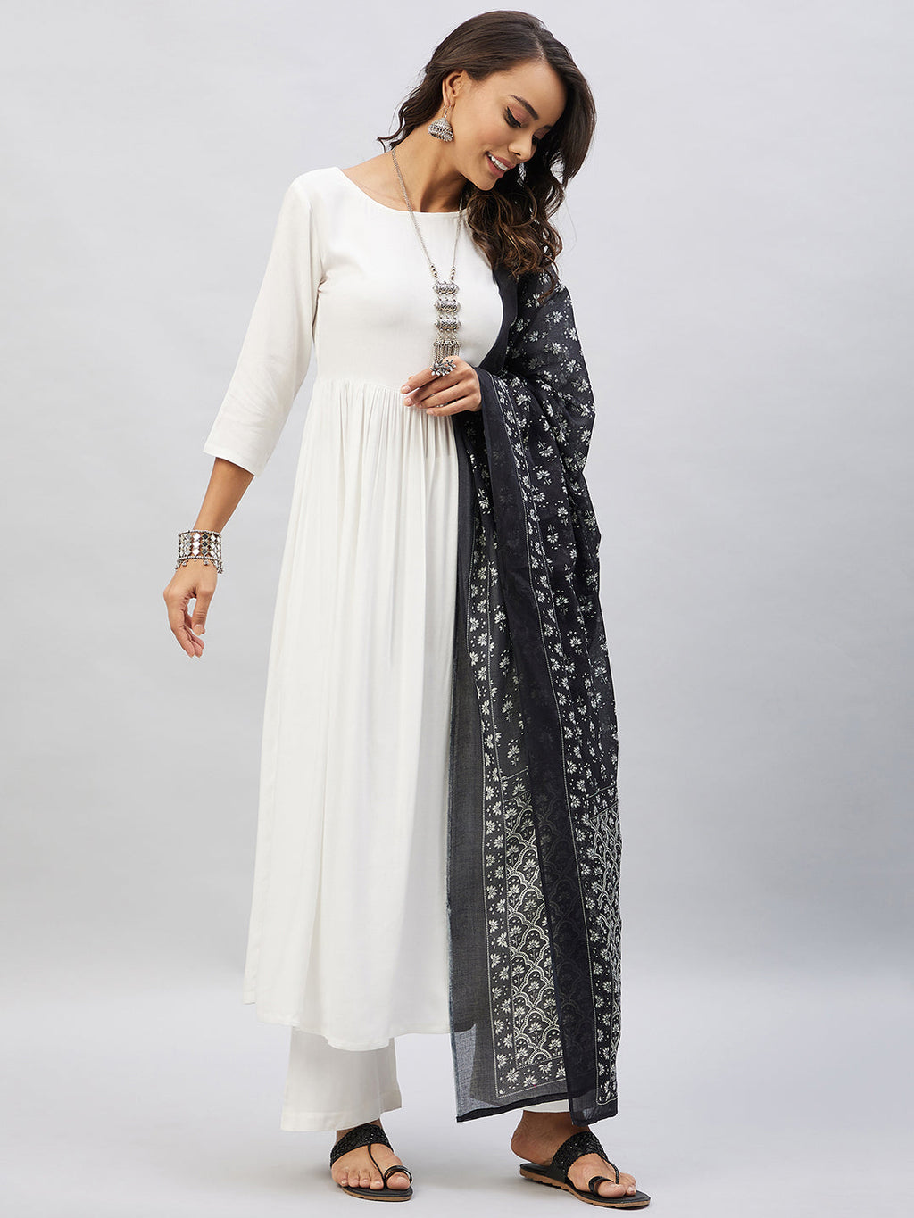 InWeave Women's Cream Anarkali Kurta Set With Black Chintz Print Dupatta | Grocsy
