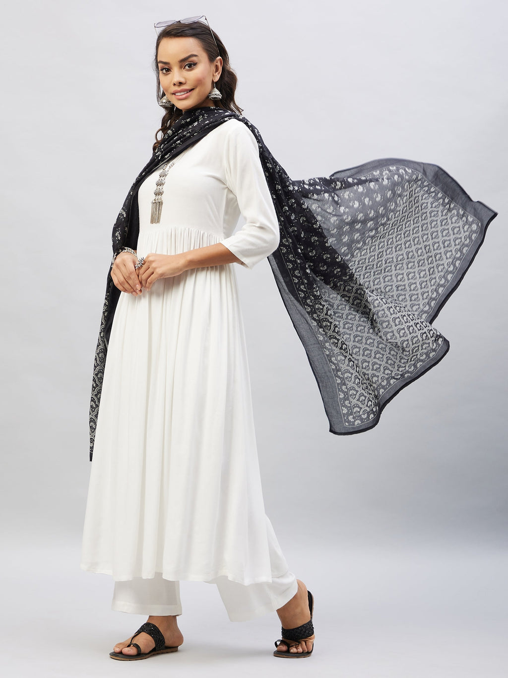 InWeave Women's Cream Anarkali Kurta Set With Black Chintz Print Dupatta | Grocsy