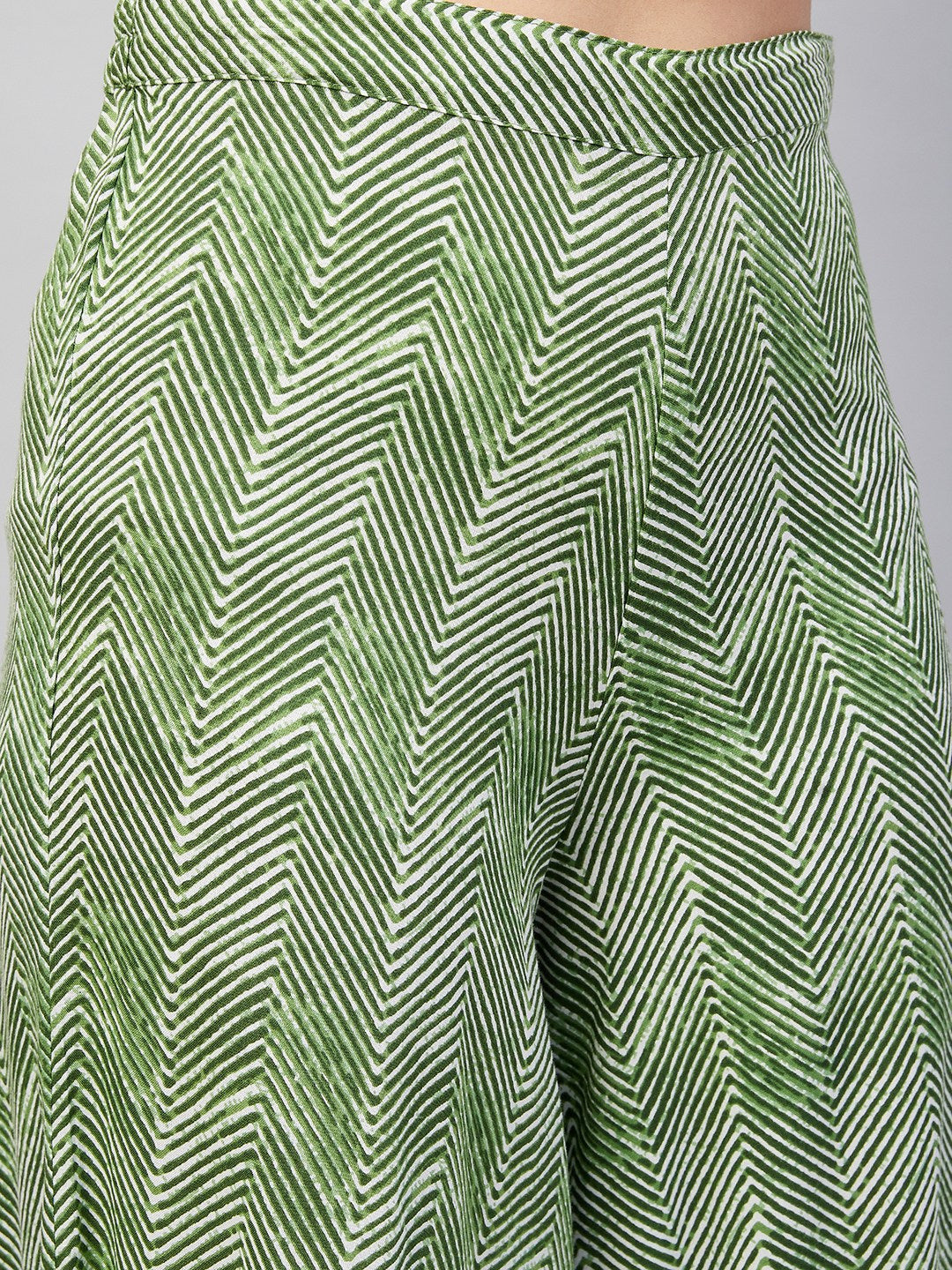 InWeave Women's Green Bagh Print Spaghetti Kurta Zig Zag Palazzo Set | Grocsy