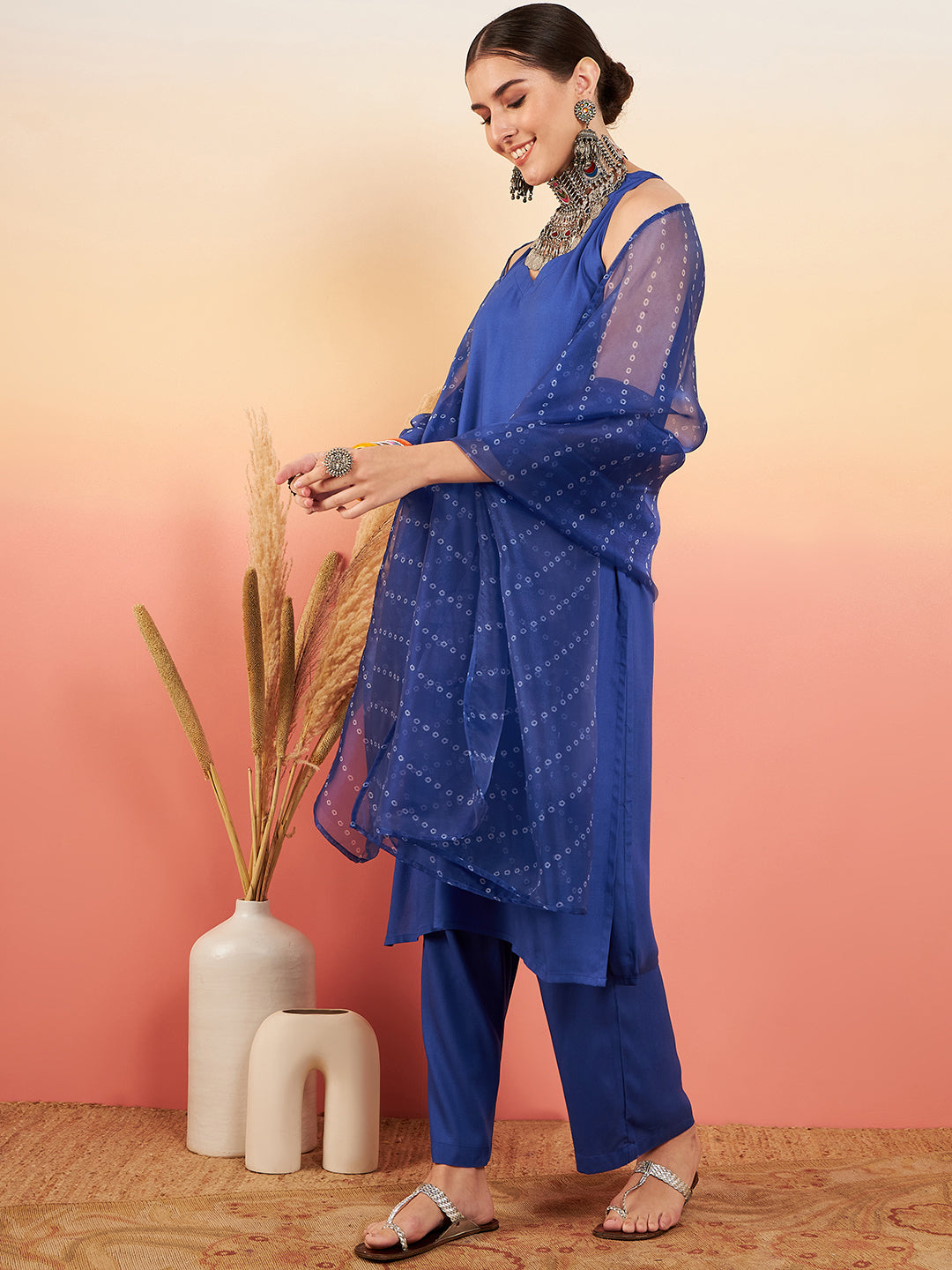 InWeave Women's Ink Blue Neck Patti Halter Kurta Set Blue Badhani Or Dupatta | Grocsy
