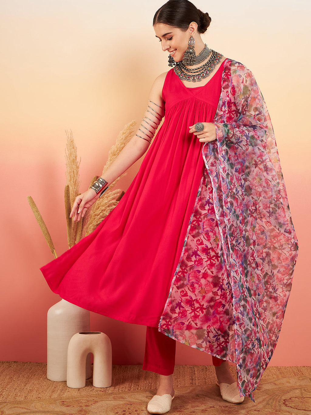InWeave Women's Magenta Sleeveless Flared Kurta Set Blue Pink Or Dupatta | Grocsy