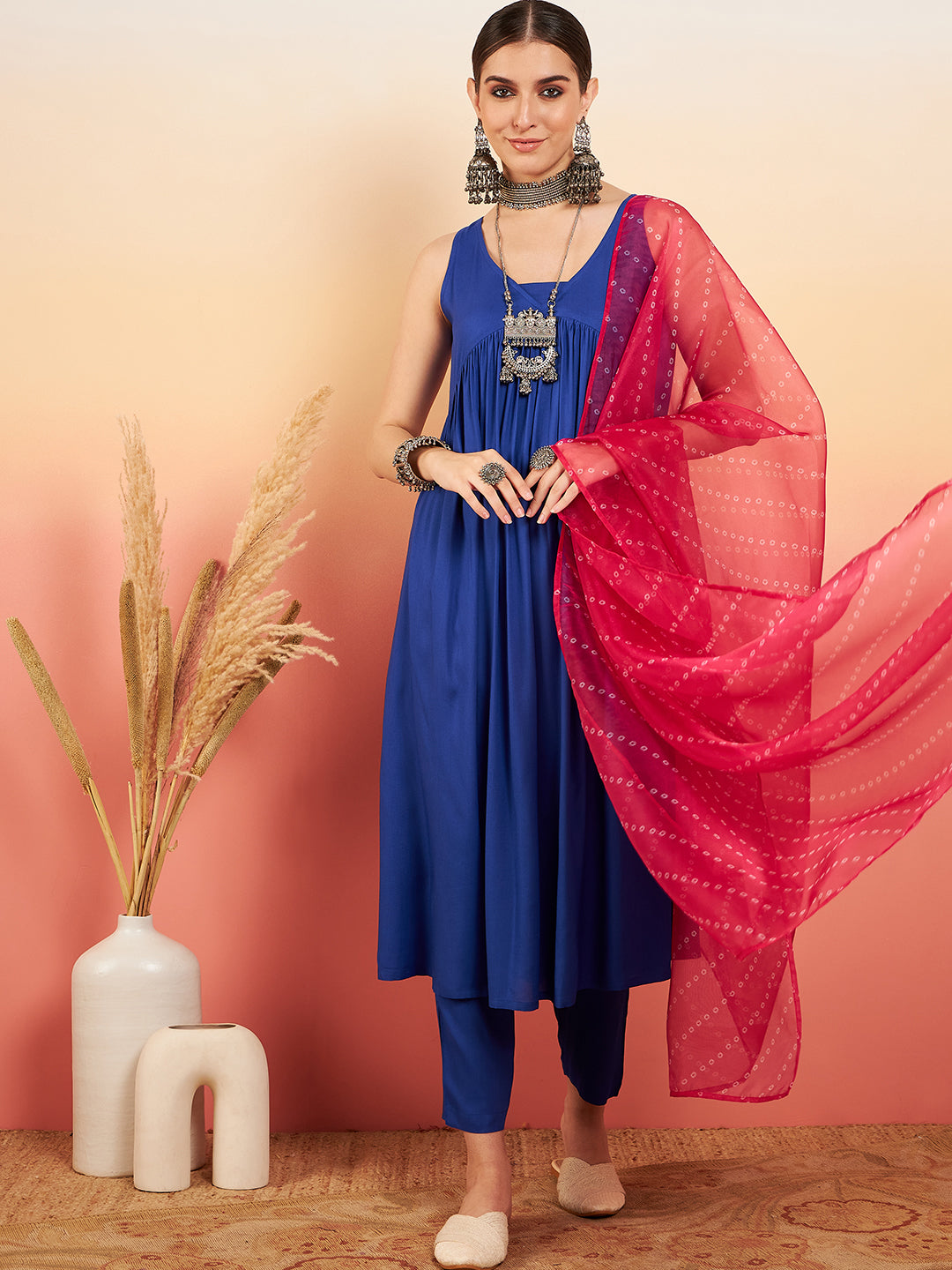 InWeave Women's Ink Blue Sleeveless Flared Kurta Set Fuschia Ba Or Dupatta | Grocsy