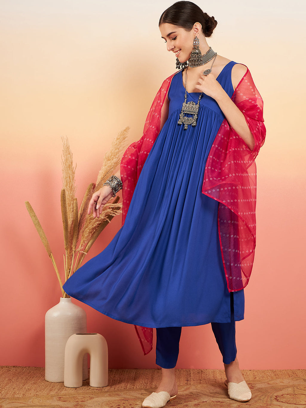 InWeave Women's Ink Blue Sleeveless Flared Kurta Set Fuschia Ba Or Dupatta | Grocsy