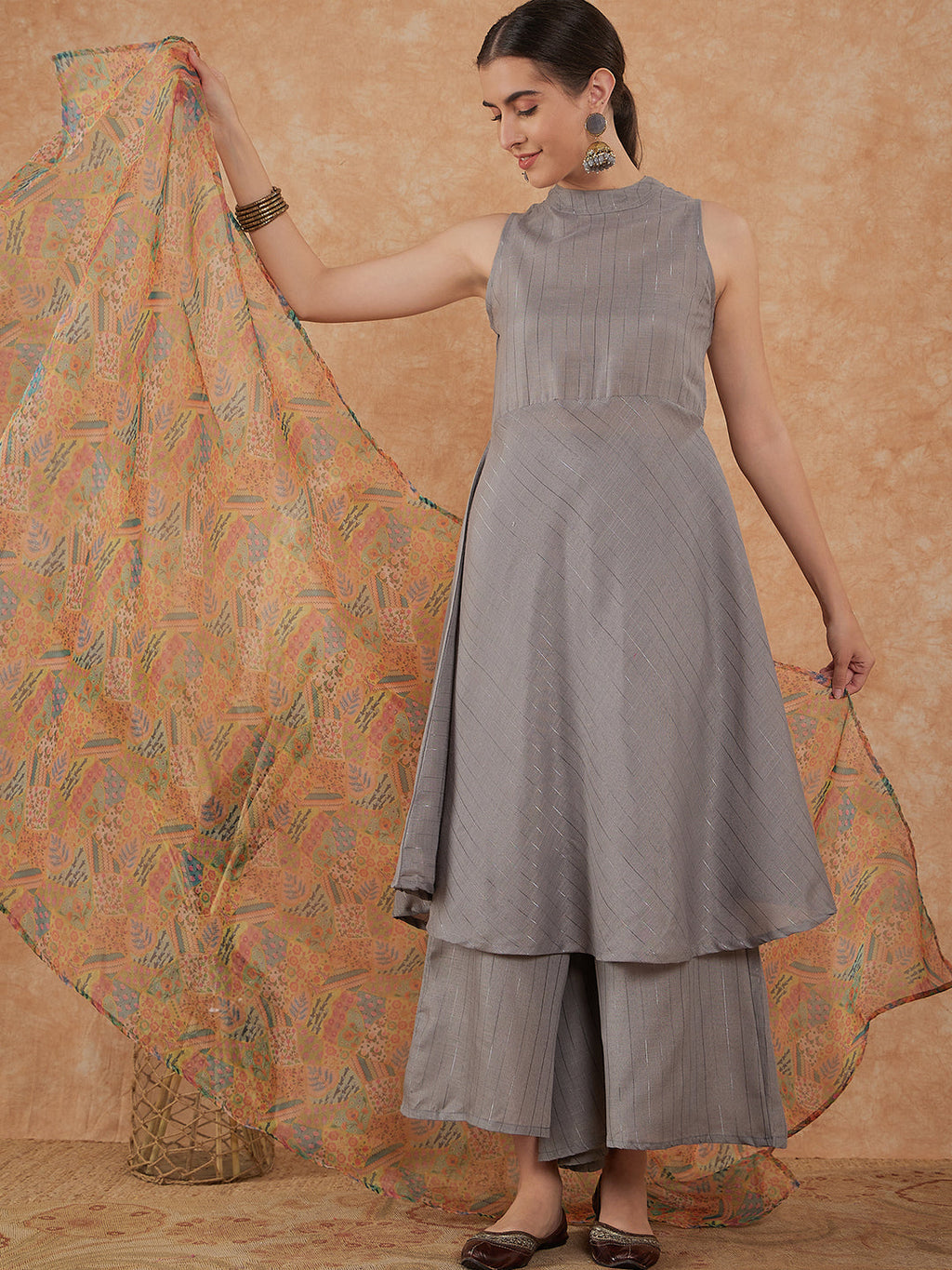InWeave Women's Light Grey Lurex Kurta Set Multi Garden Or Dupatta | Grocsy