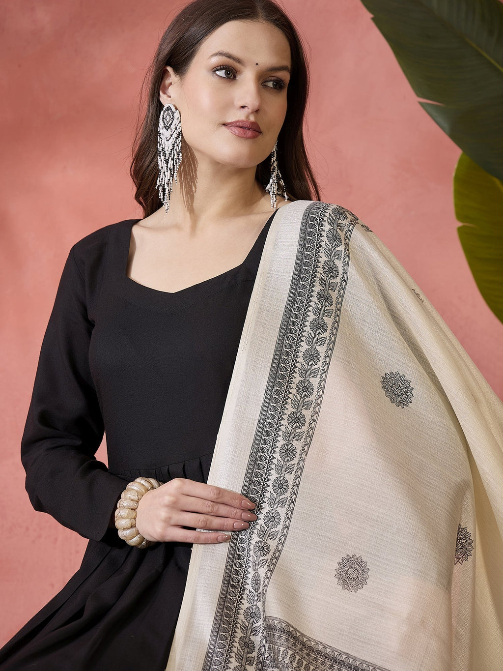 InWeave Black Sweetheart Kurta With Dupatta | Grocsy
