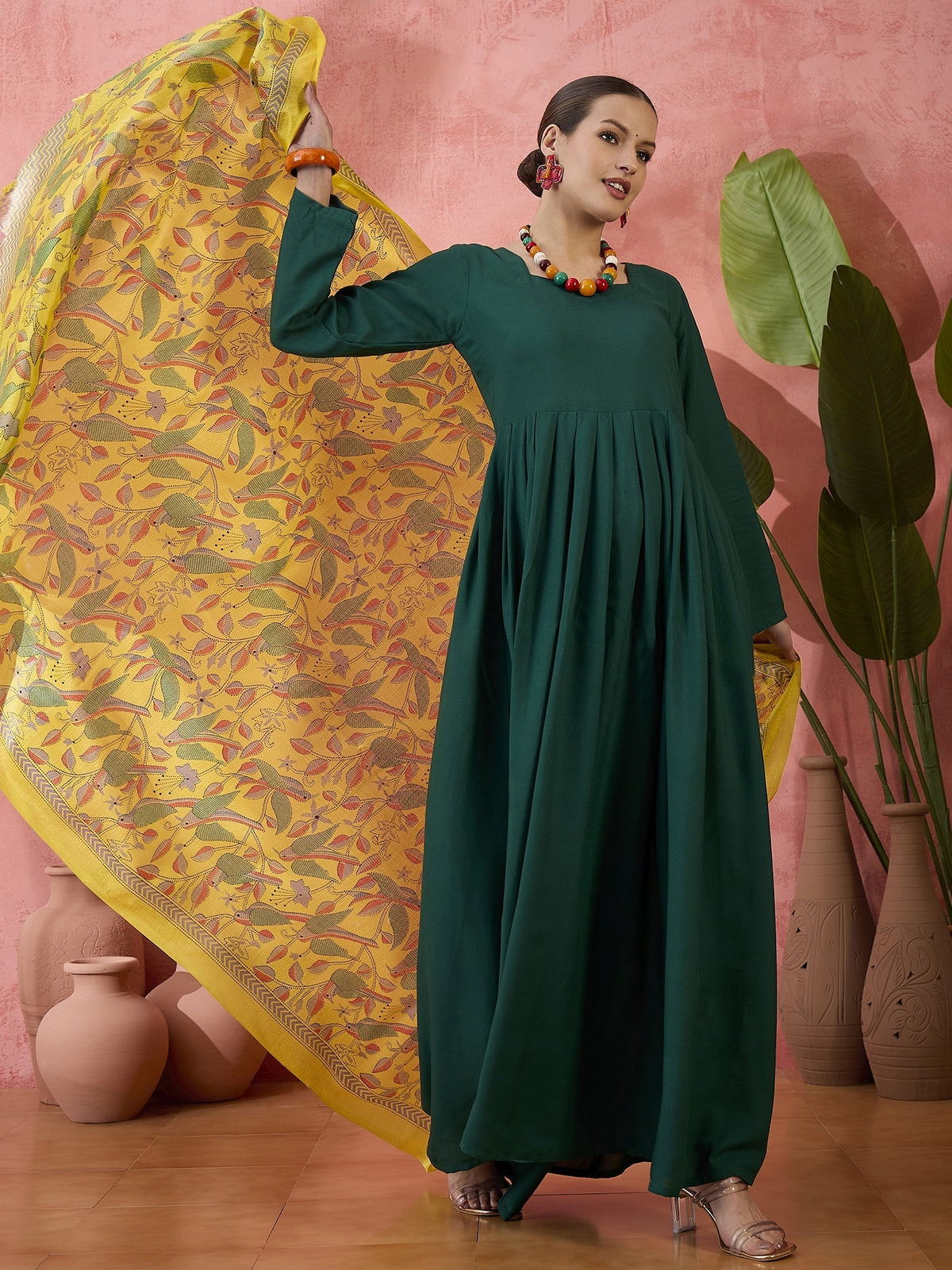 InWeave Green Sweetheart Kurta With Dupatta | Grocsy