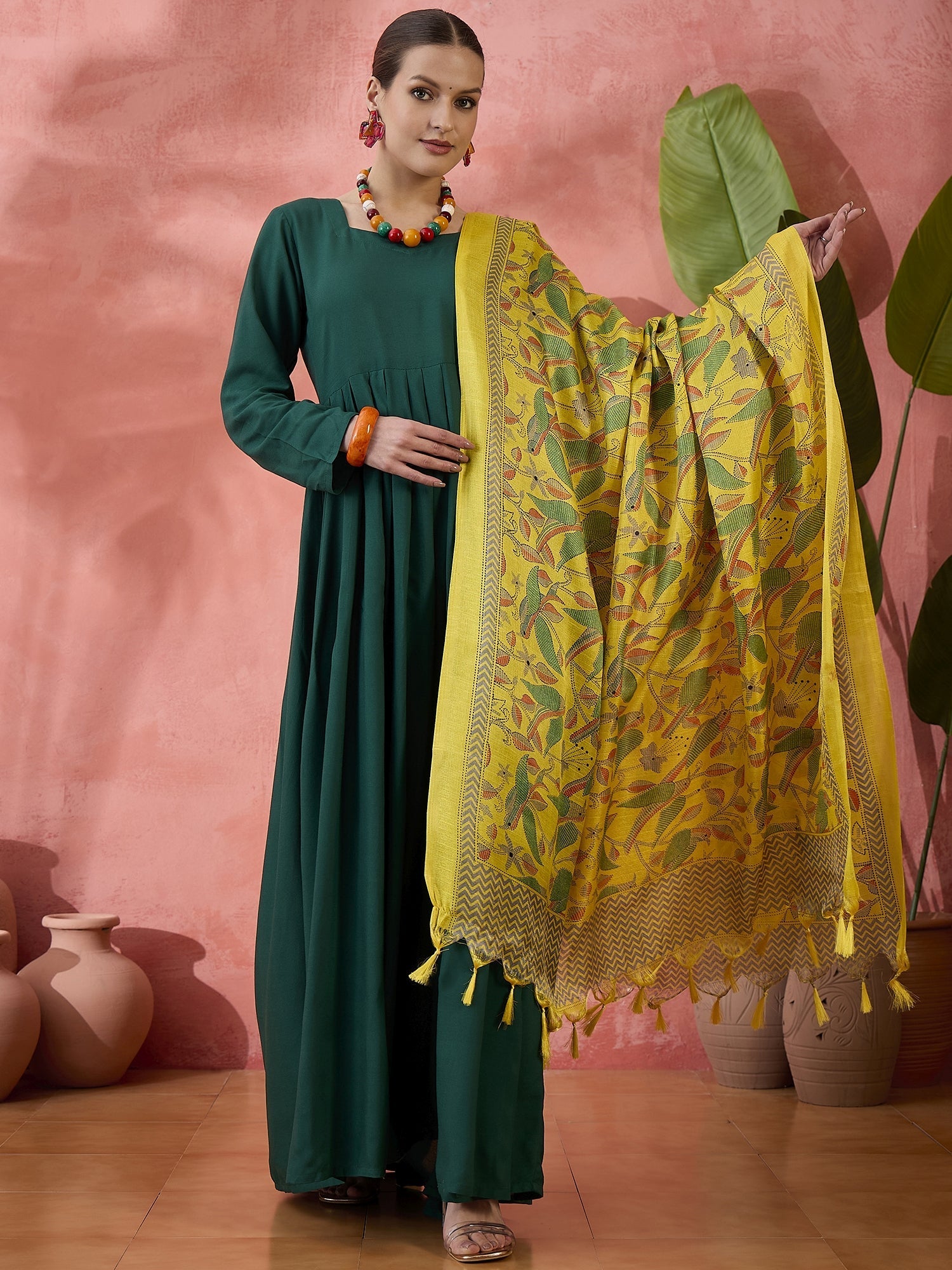 InWeave Green Sweetheart Kurta With Dupatta | Grocsy