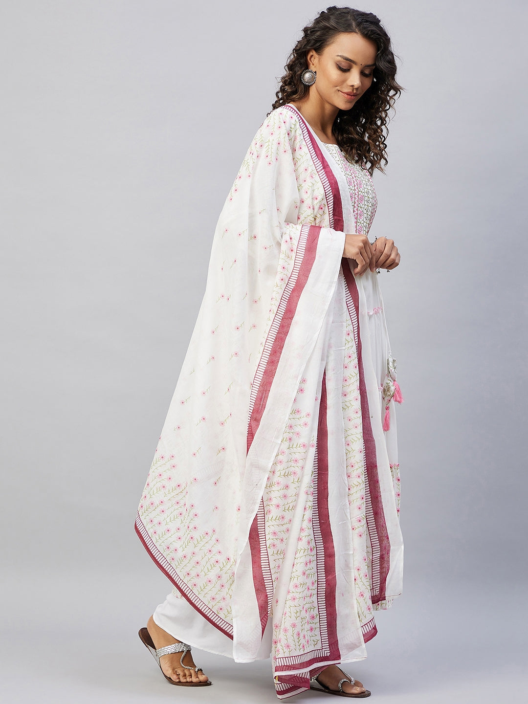 InWeave Women's Pink White Mirror Print Kurta With Dupatta | Grocsy