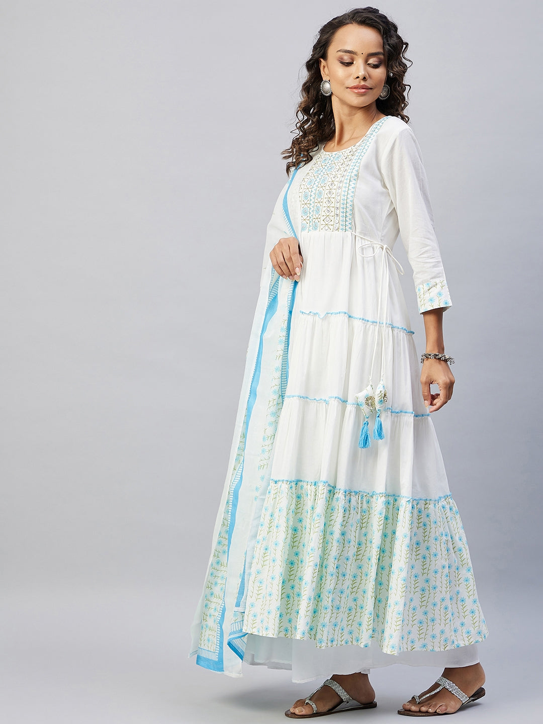 InWeave Women's Sky Blue White Mirror Print Kurta With Dupatta | Grocsy