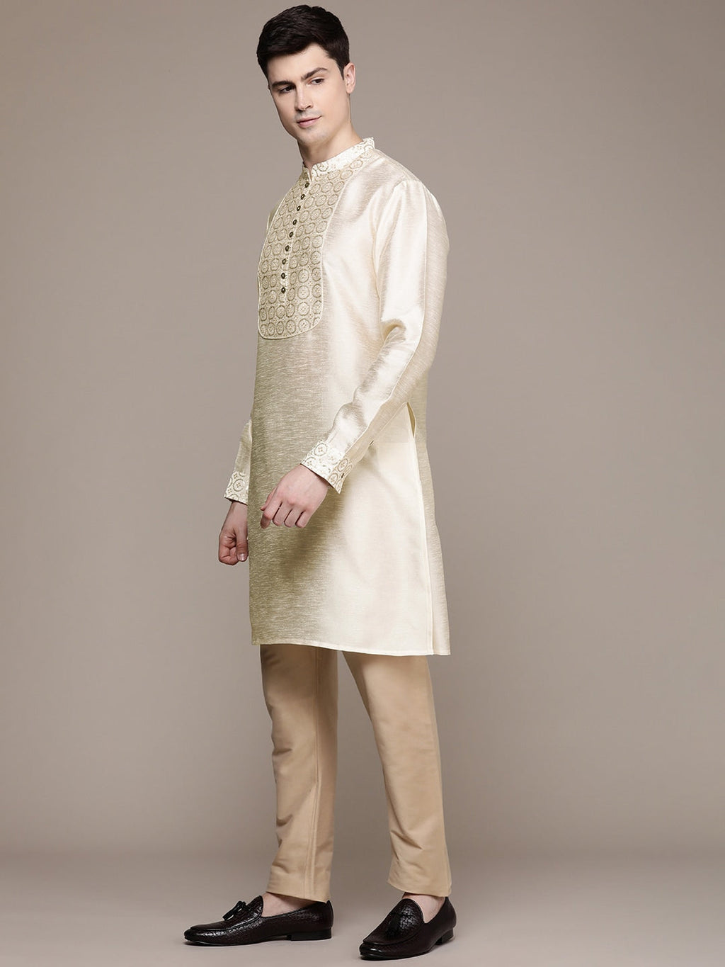 House of Pataudi Ethnic Motifs Yoke Design Sequinned Jashn Kurta | Grocsy