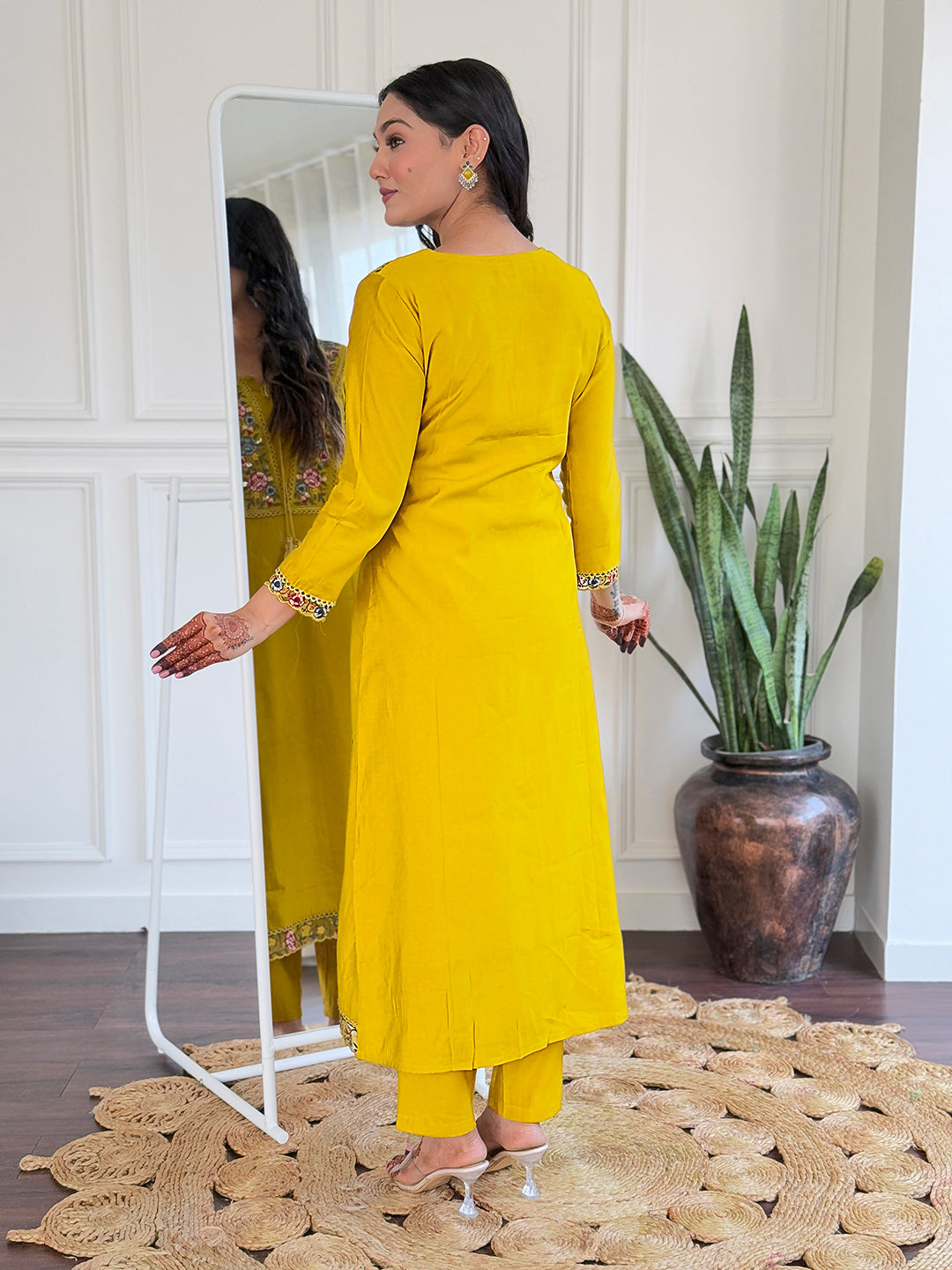 The52 Beautiful Women's Thread work Viscose Fabric Straight Kurta, Pant and Dupatta Set | Grocsy