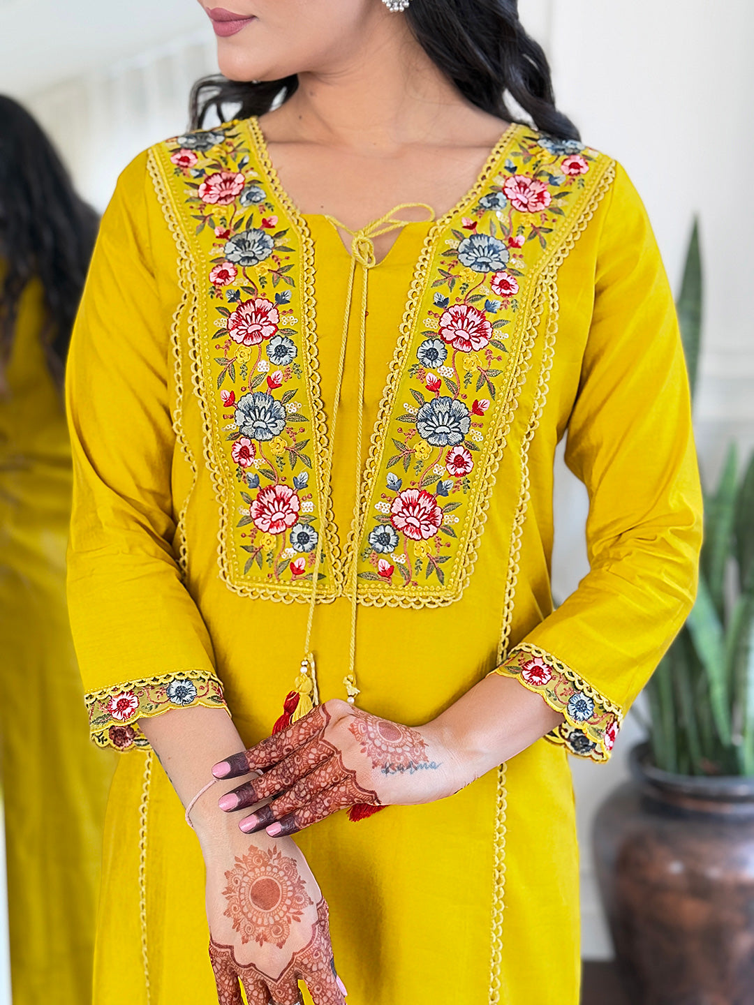 The52 Beautiful Women's Thread work Viscose Fabric Straight Kurta, Pant and Dupatta Set | Grocsy