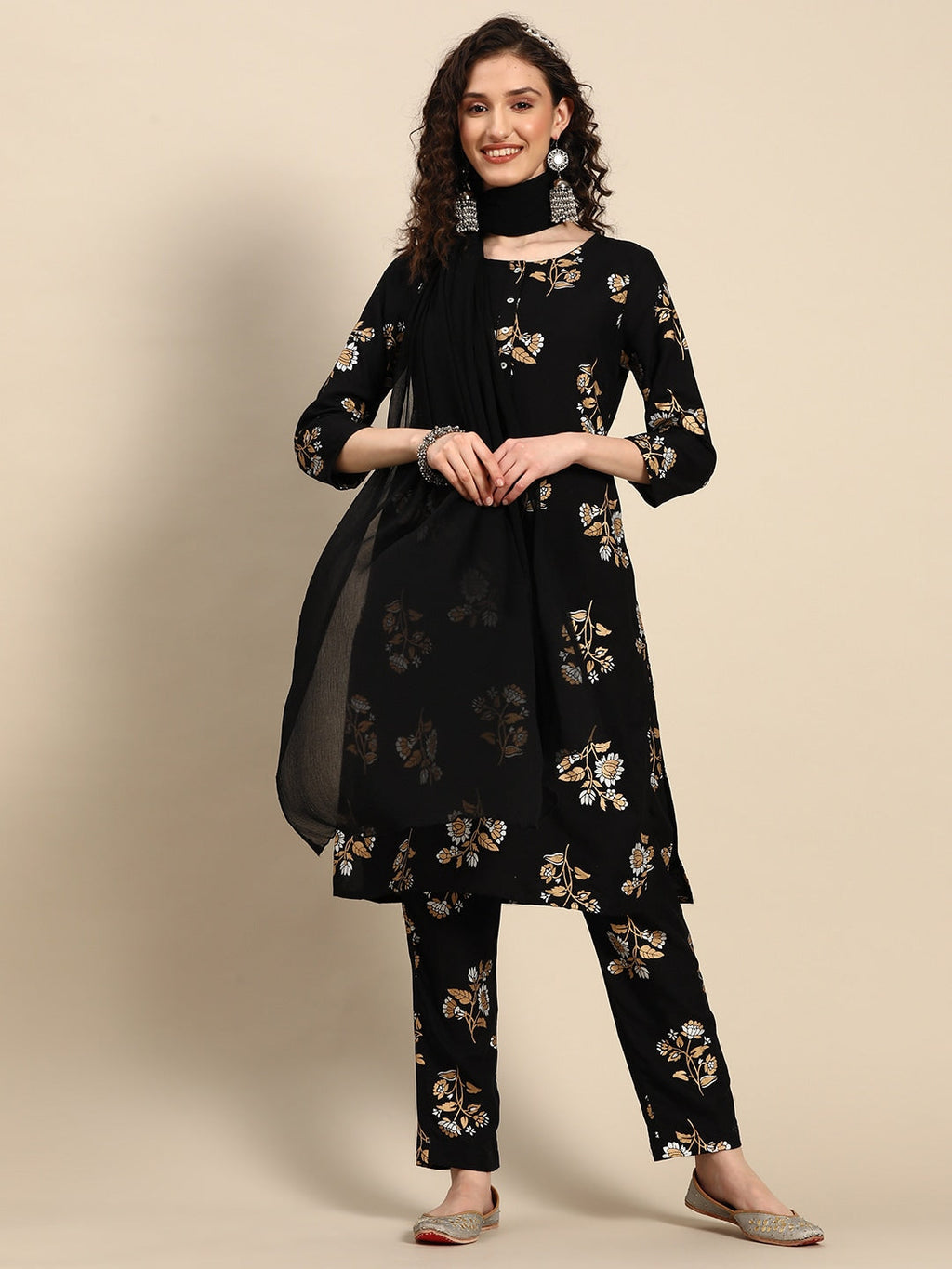 Sangria Floral Printed Regular Kurta With Trousers & Dupatta | Grocsy