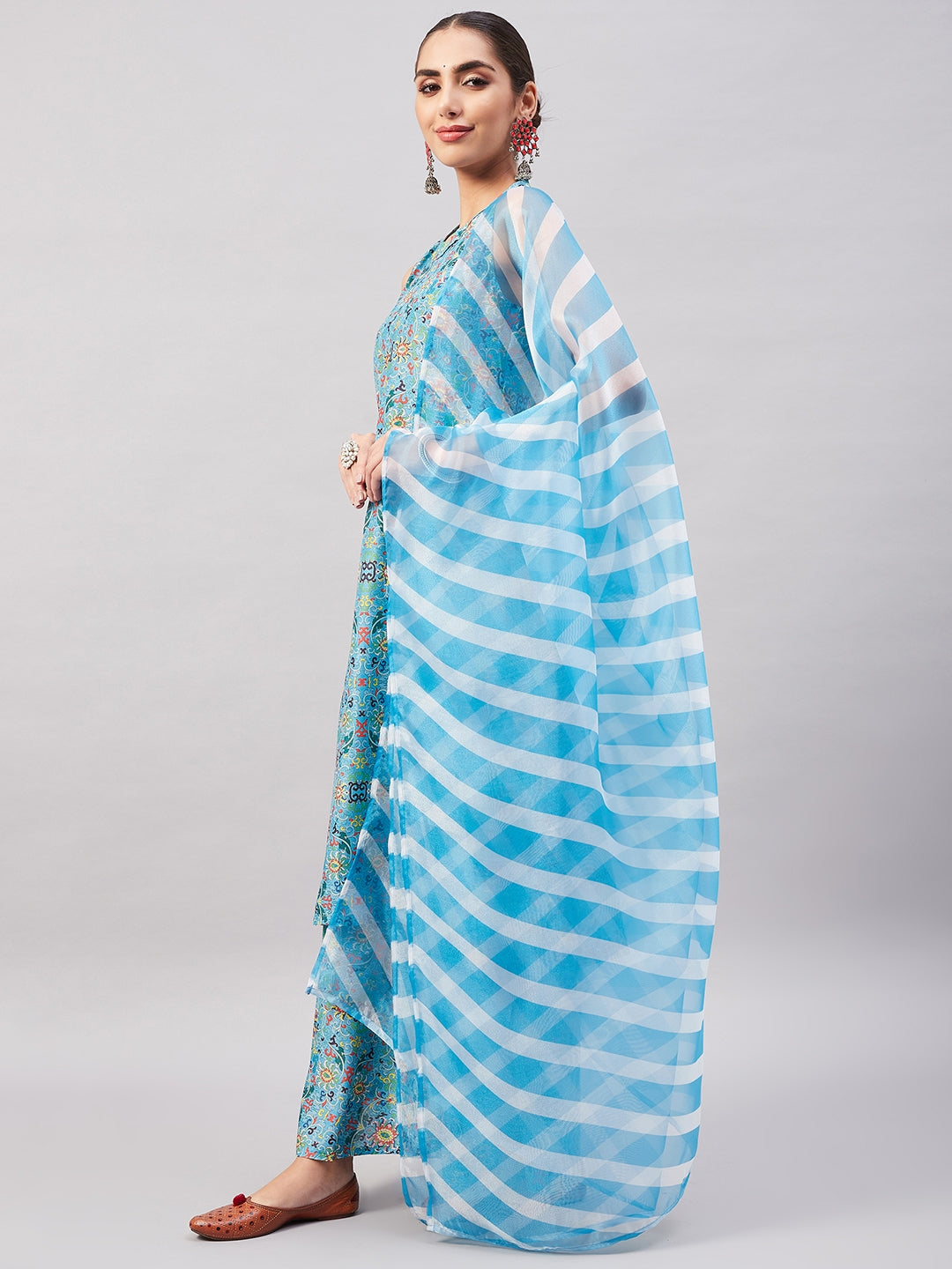 InWeave Women's Sky Blue Floral Halter Kurta Set W Sb Leh Organza Dupatta | Grocsy