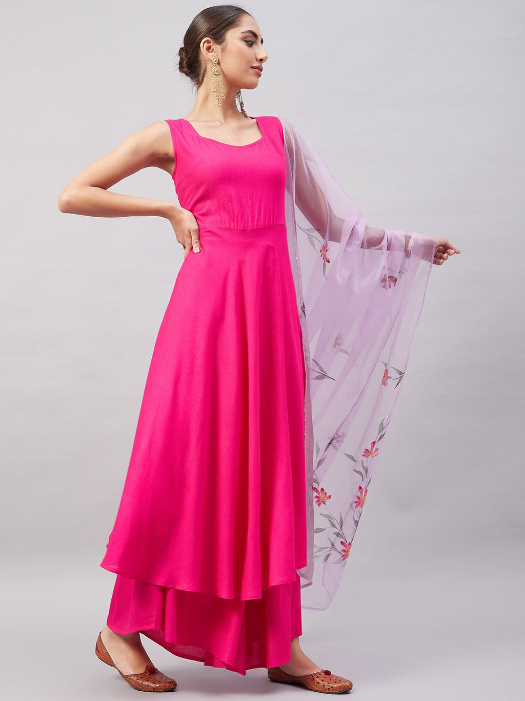 InWeave Women's Fuchsia Sleeveless Kurta Set W Mauve Handpaint Organza Dupatta | Grocsy