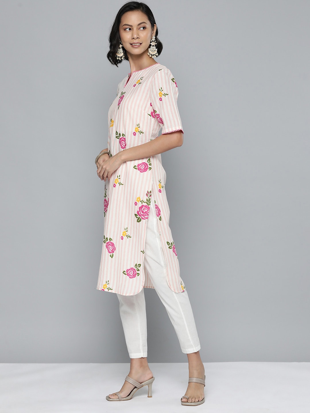 HERE&NOW Women Floral Printed Straight Kurta | Grocsy