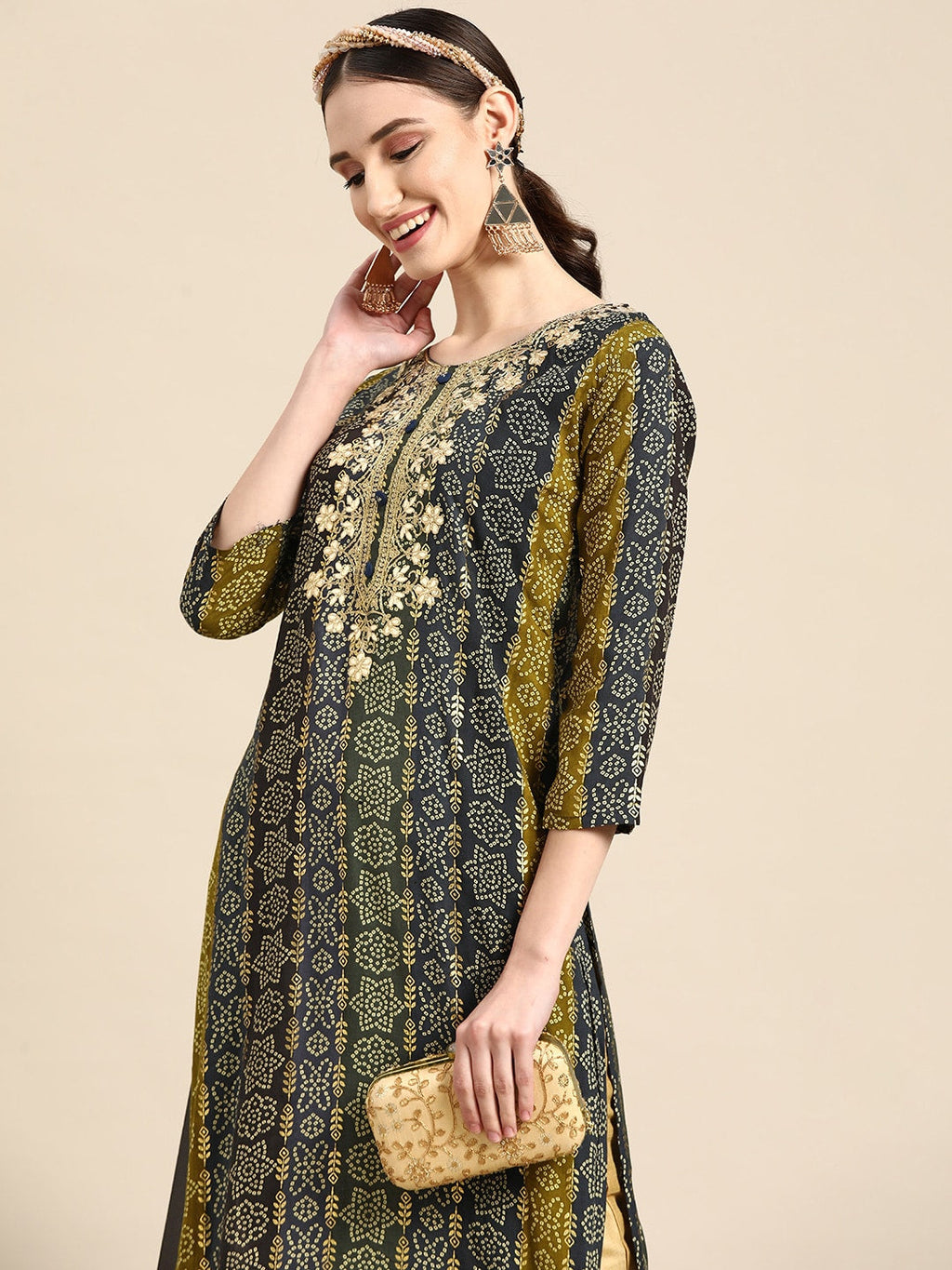 Sangria Women Blue Bandhani Embroidered Thread Work Kurta | Grocsy