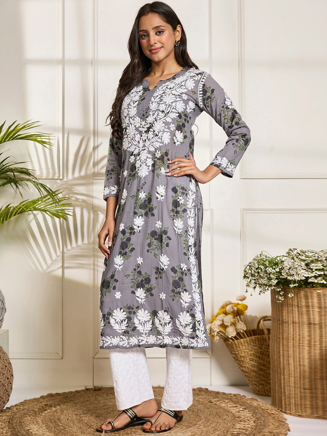 HOUSE OF KARI Floral Embroidered Chikankari Cotton Straight Kurta | Grocsy