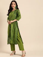 Sangria Women Dyed Regular Sequinned Kurta with Trousers | Grocsy