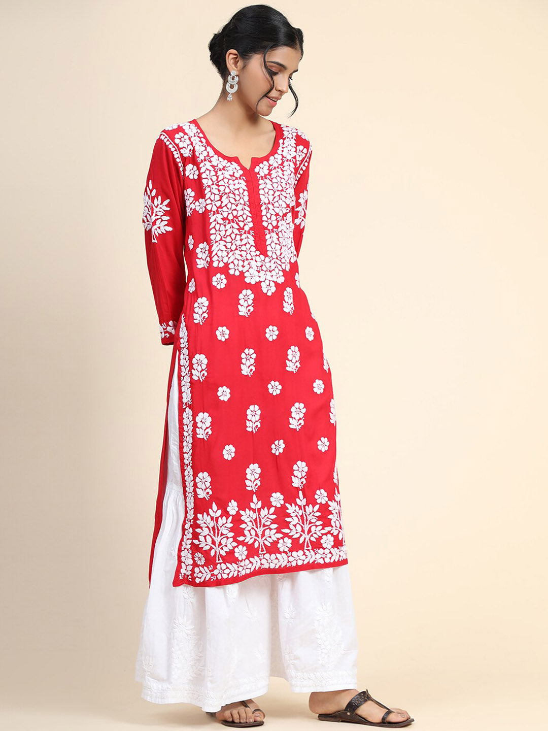 HOUSE OF KARI Women Embroidered Chikankari Cotton Kurta | Grocsy
