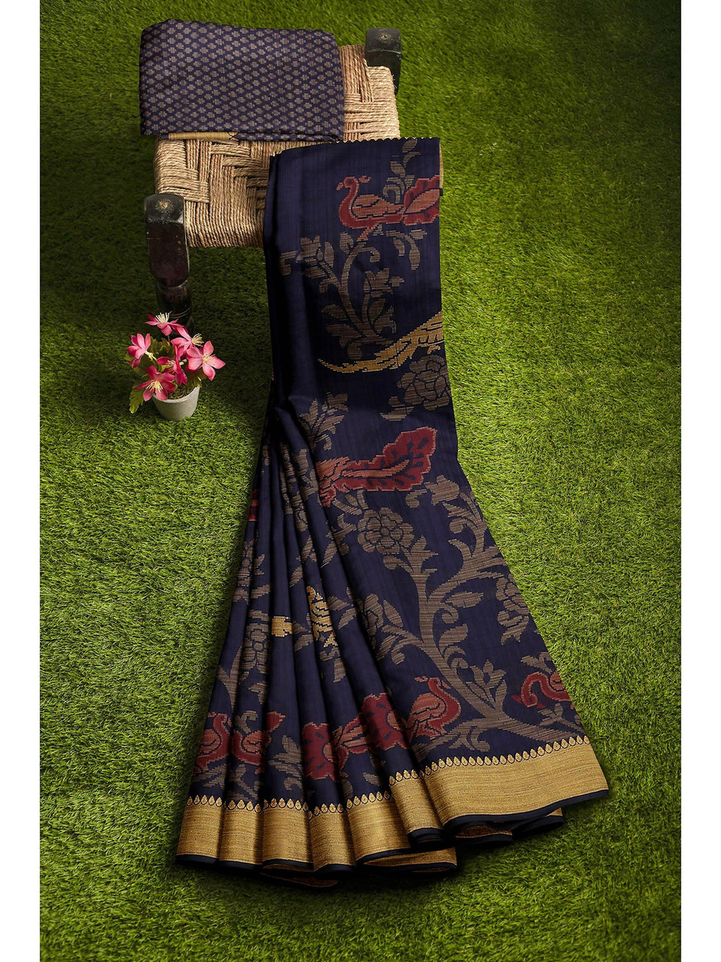 Mimosa Women's Kanchipuram Art Silk Navy Blue Saree | Grocsy