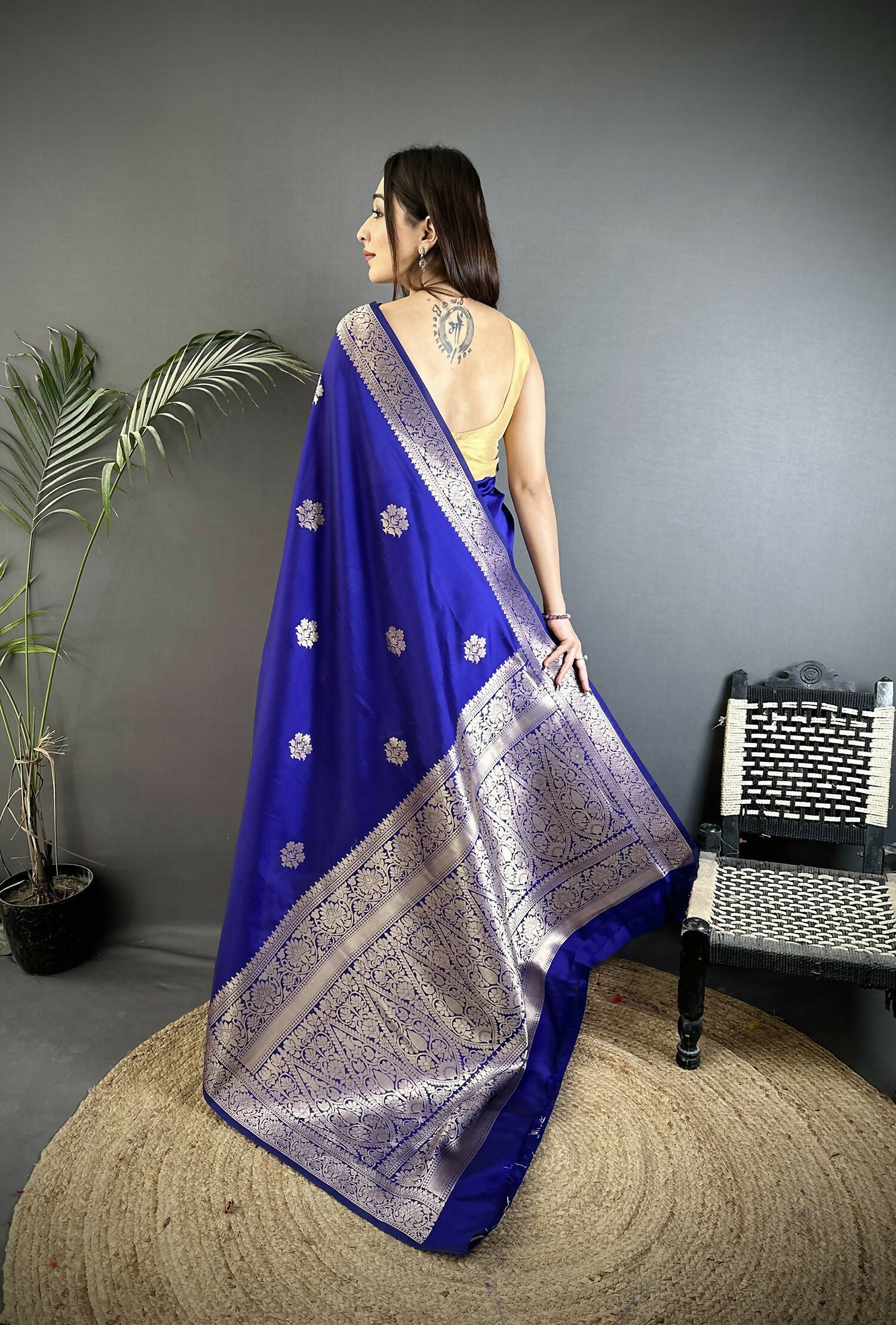 Joban Fashion Royal Blue Floral Jacquard Woven Design Cotton Silk Banarasi Silk Saree | Grocsy