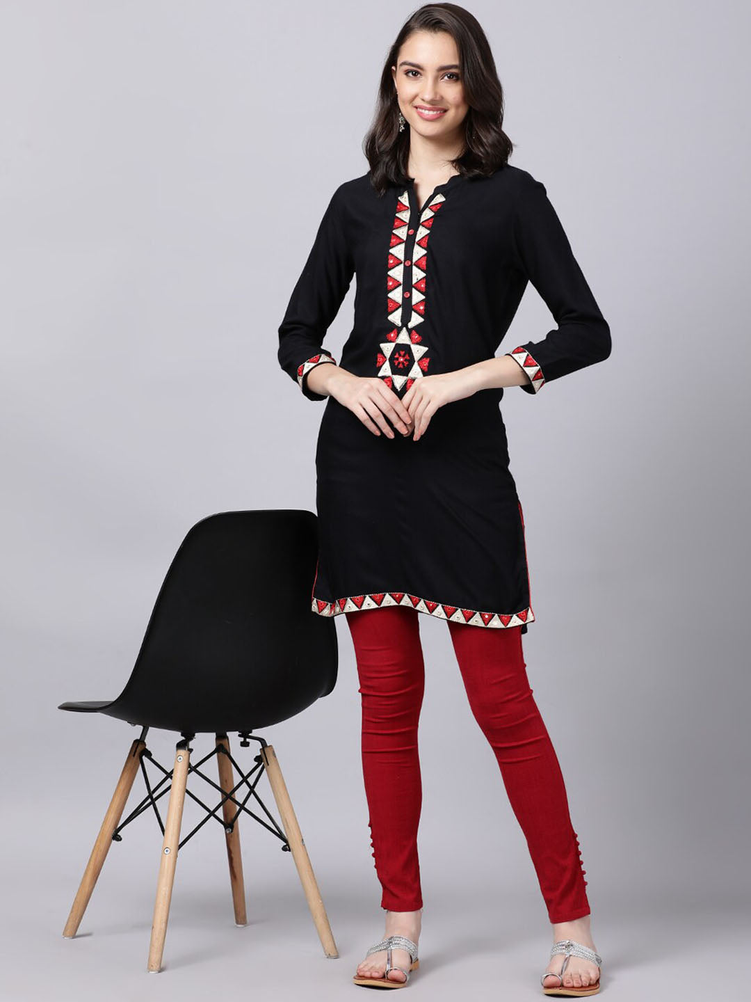 Souchii Women Black Geometric Embroidered Grandeur & Majestic Artwork Kurta | Grocsy