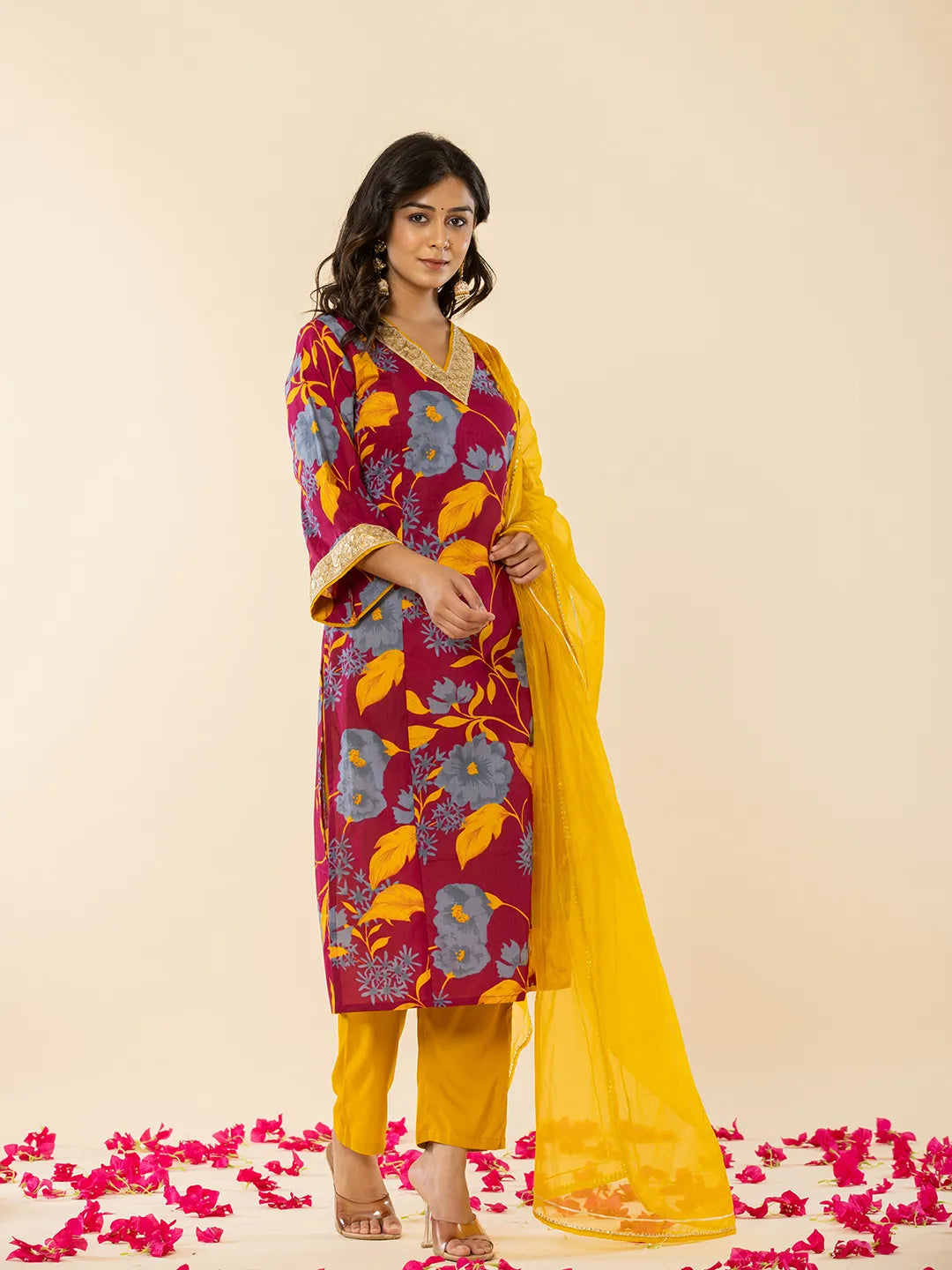 Yufta Cotton Burgundy Kurta Pant Dupatta Set | Grocsy