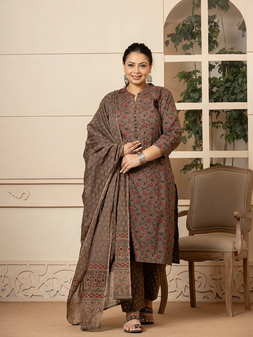 Yufta Cotton Grey Plus Size Kurta Dupatta Pant Set | Grocsy