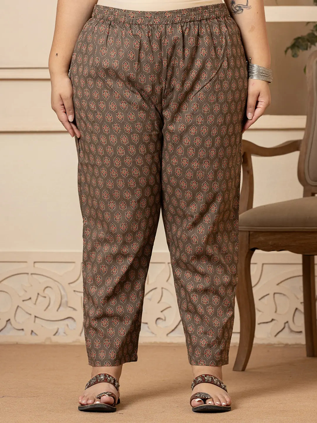 Yufta Cotton Grey Plus Size Kurta Dupatta Pant Set | Grocsy
