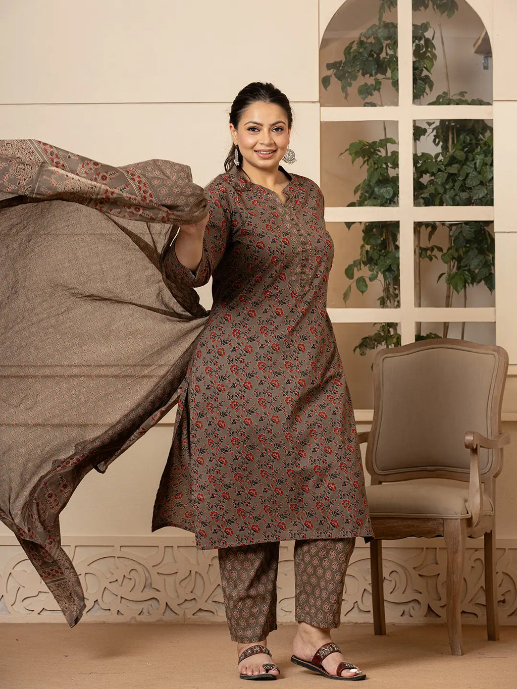 Yufta Cotton Grey Plus Size Kurta Dupatta Pant Set | Grocsy