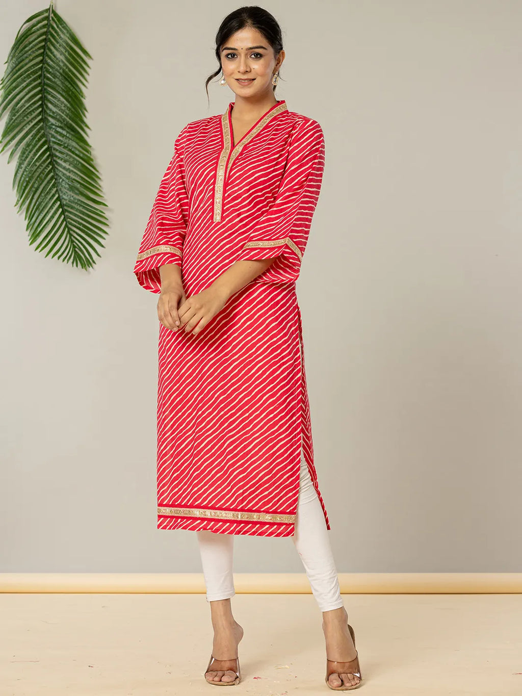 Yufta Cotton Pink Leheriya Kurta | Grocsy
